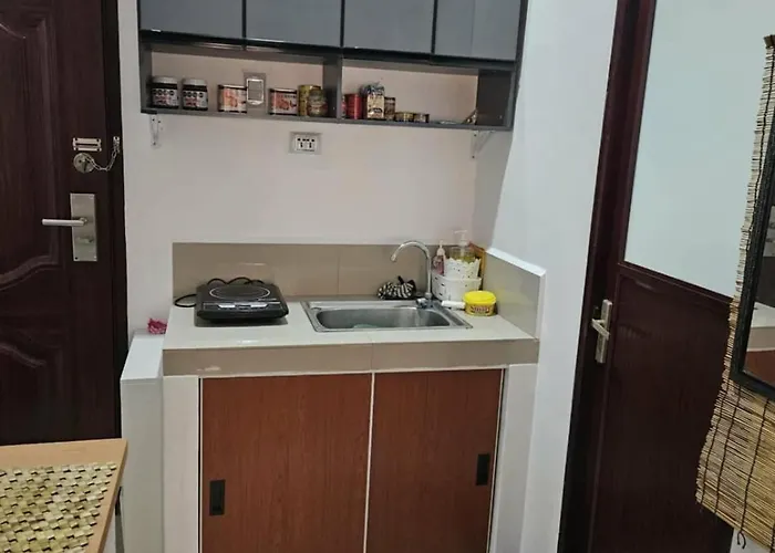 Affordable 1-bedroom Near The Airport